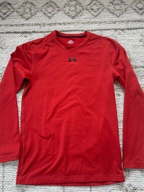 Under Armour Men's Red Long-Sleeve Crew Performance Shirt